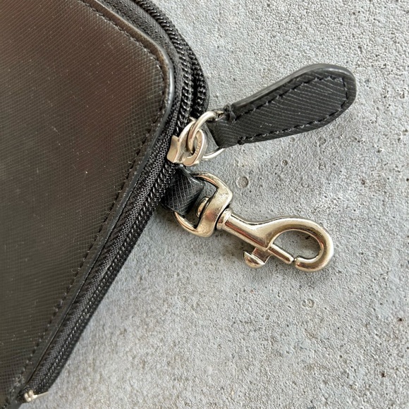 Genuine Coach Black Leather MacBook Sleeve - Picture 5 of 6